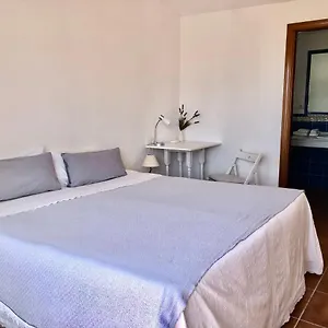 Charming 1 Bedroom With Shared Kitchen Next To Puerto Banus , Marbella España